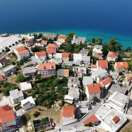 Tomas - Sea View * Jesenice (Split-Dalmatia)